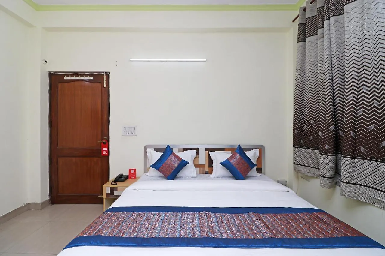 Oyo 10071 Go Rooms Sector 45 Gurgaon
