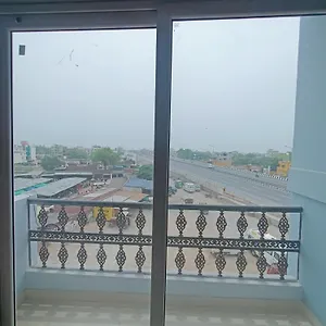kaushik-homestay-varanasi.hotels-varanasi.com/