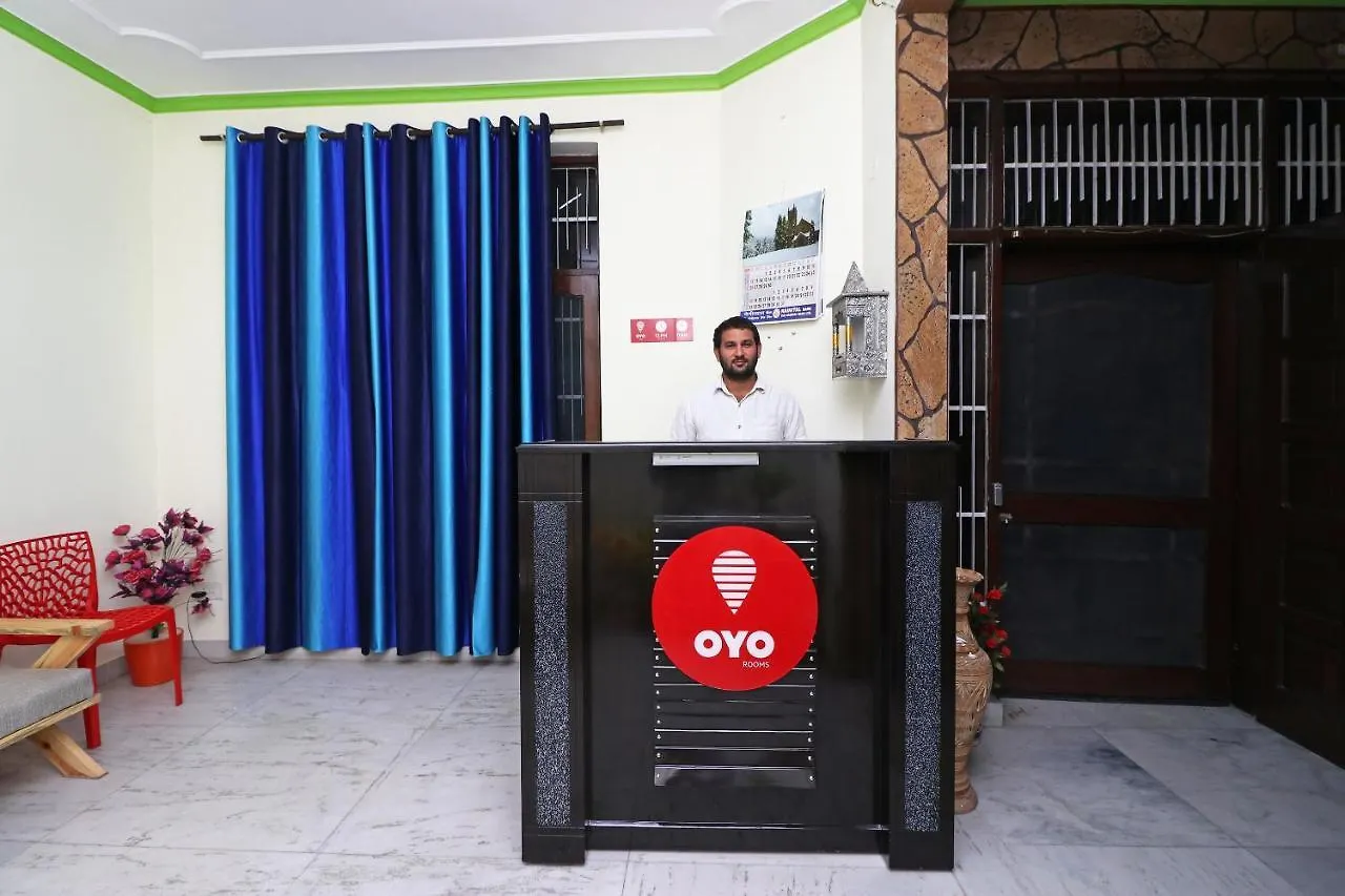 Oyo 10071 Go Rooms Sector 45 Gurgaon Hotel